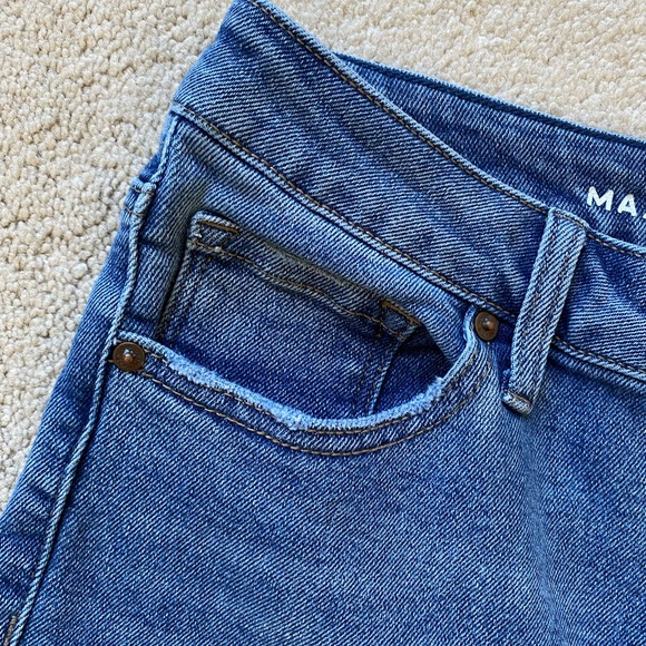 MAX STUDIO High Rise Straight Distressed Cut Off Hem Stretch Denim Jeans Size 6 - Picture 14 of 16